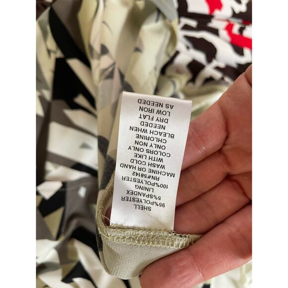 Nwot London Times 3/4 Sleeve Faux Body con Wrap Dress size 8 - Picture 7 of 7